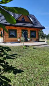 Ogród w obiekcie Domek do wynajęcia - Siedlisko przy lesie
