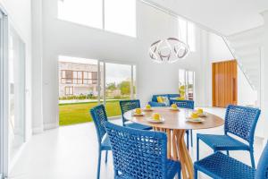 Posezení v ubytování SA06 Excelente Casa 5 Suítes - Reserva de Sauípe