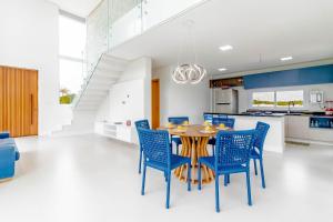 Kuchyň nebo kuchyňský kout v ubytování SA06 Excelente Casa 5 Suítes - Reserva de Sauípe