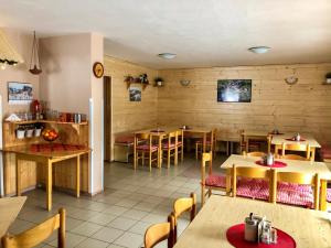 Penzion Geppertにあるレストランまたは飲食店