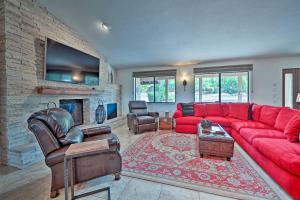 Foto de la galería de Home Near Amitabha Stupa and Peace Park in Sedona! en Sedona