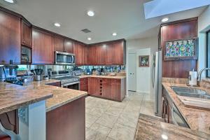 Foto de la galería de Home Near Amitabha Stupa and Peace Park in Sedona! en Sedona