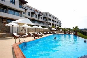 Πισίνα στο ή κοντά στο Apartments "Ofir"