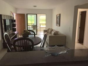 Posezení v ubytování Flat térreo com duas suítes (até 8 pessoas) no Canarius Resort em Gravatá