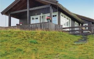 Κήπος έξω από το Amazing Home In Kvam With Kitchen +15 φωτογραφίες