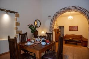 Posedenie v ubytovaní casa di nonna