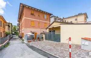 an empty street in front of a building at Stunning Apartment In La Spezia With 1 Bedrooms And Wifi in La Spezia