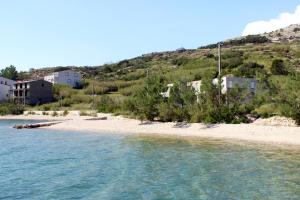 Fotografia z galérie ubytovania Apartments by the sea Metajna, Pag - 3304 v destinácii Zubovići