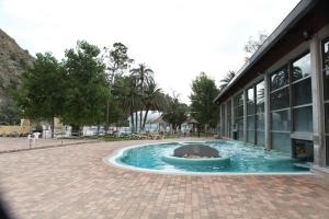 The swimming pool at or close to Balneario de Archena - Hotel León