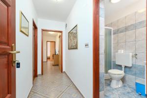 Koupelna v ubytování Apartments with a parking space Cunski, Losinj - 7867