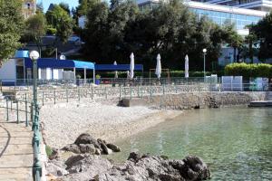 Fotografia z galérie ubytovania Apartments with a parking space Opatija - 7896 v destinácii Opatija