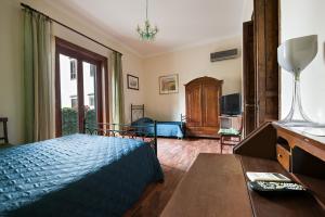 A seating area at B&B Casa Degli Artisti