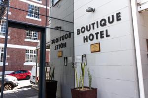 a building with the sign for a burlington hotel at Hippo Boutique Hotel in Cape Town
