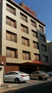 Το κτήριο όπου στεγάζεται  το ξενοδοχείο διαμερισμάτων