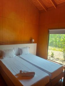 Foto dalla galleria di Bungalow Sobre Águas Camping a Bragança