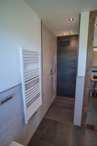Kúpeľňa v ubytovaní Chalet am Wiesenweg + 12 fotografií