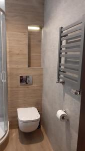 Łazienka w obiekcie Aparthotel Łódź 55 Piotrkowska
