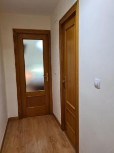 Fotografie z fotogalerie ubytování Habitación con baño privado- En casa familiar Beatriz ve Valencii