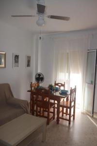 Χώρος καθιστικού στο Apartamento Wifi, Garaje Centro y playa