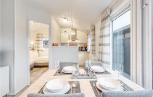 Η κουζίνα ή μικρή κουζίνα στο Chalet 16 Am See