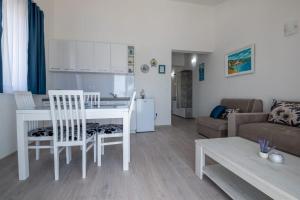 Kuchyň nebo kuchyňský kout v ubytování Apartmani MATE Neum