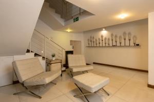 Ruang duduk di Rockwell Colombo