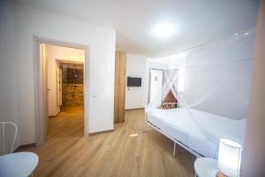 Posteľ alebo postele v izbe v ubytovaní Around Lago Maggiore rooms