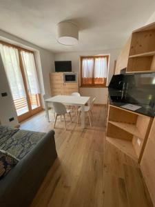 A kitchen or kitchenette at Casa dei Tabachi