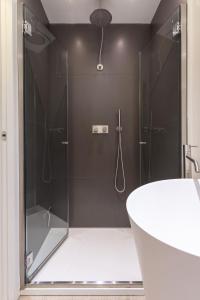 A bathroom at Ricasoli 34 House by 360Rentals