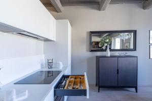 A kitchen or kitchenette at Ricasoli 34 House by 360Rentals