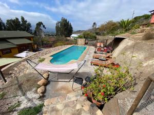 Bazén v ubytování Casona Girasol - BBQ Cocina Piscina Wifi nebo v jeho okolí