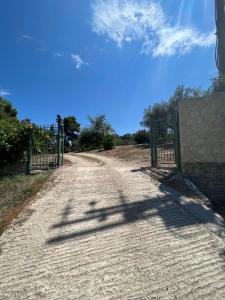 Fotografie z fotogalerie ubytování Paralia Homes peaceful 2 bedroom, unit # 2 v destinaci Kriopigi