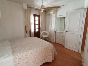 Łóżko lub łóżka w pokoju w obiekcie Estepona - Playa - 1 dormitorio con terraza solárium Mi17