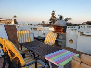 Balkon lub taras w obiekcie Estepona - Playa - 1 dormitorio con terraza solárium Mi17