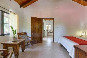 Postel nebo postele na pokoji v ubytování Villa Bayacanes con piscinas privadas