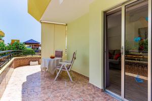 Gallery image of Cozy apartment with pool view in Las Americas in Adeje