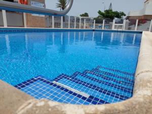 The swimming pool at or close to Jacuzzi House Sunflower
