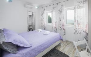 Posteľ alebo postele v izbe v ubytovaní Nice Home In Buzet With Sauna