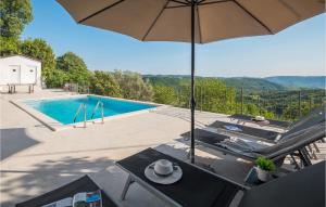 Bazén v ubytovaní Nice Home In Buzet With Sauna alebo v jeho blízkosti