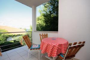 Balkón alebo terasa v ubytovaní Apartment Murter 5078b