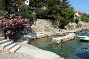 Fotografia z galérie ubytovania Apartments by the sea Starigrad, Paklenica - 6533 v destinácii Starigrad-Paklenica