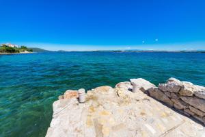 Gallery image of Apartments by the sea Tkon, Pasman - 8244 in Tkon