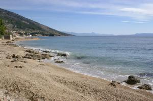 Fotografia z galérie ubytovania Family friendly apartments with a swimming pool Bol, Brac - 13364 v Boli