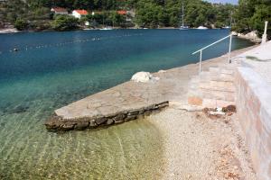 Fotografia z galérie ubytovania Seaside luxury villa with a swimming pool Bobovisca na Moru, Brac - 14405 v destinácii Milna