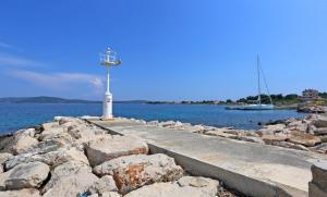Afbeelding uit fotogalerij van Apartments by the sea Drvenik Mali (Drvenik) - 15535 in Mali Drvenik
