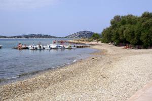 Fotografia z galérie ubytovania Apartments with a parking space Vodice - 15544 v destinácii Vodice