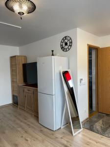 TV a/nebo společenská místnost v ubytování Paralepa Guest House