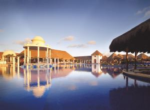 Gallery image of Dreams Sapphire Resort & Spa in Puerto Morelos