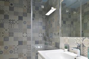 A bathroom at TI Hotel