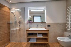 Kúpeľňa v ubytovaní Apartments Cesa Ploner